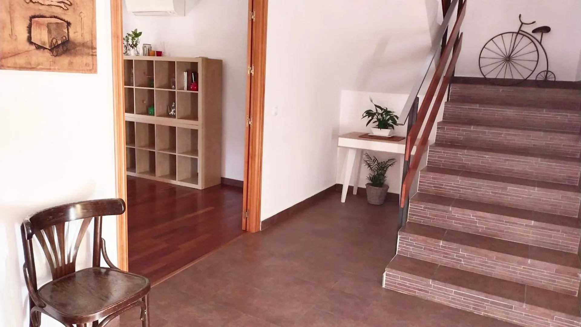 Preciosa casa grande con patio en Sevilla 8PAX 0*,