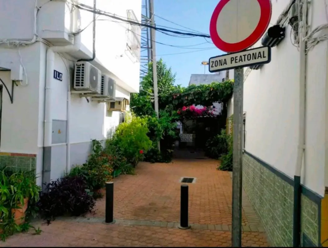 Preciosa Casa Grande Con Patio En Sevilla 8Pax