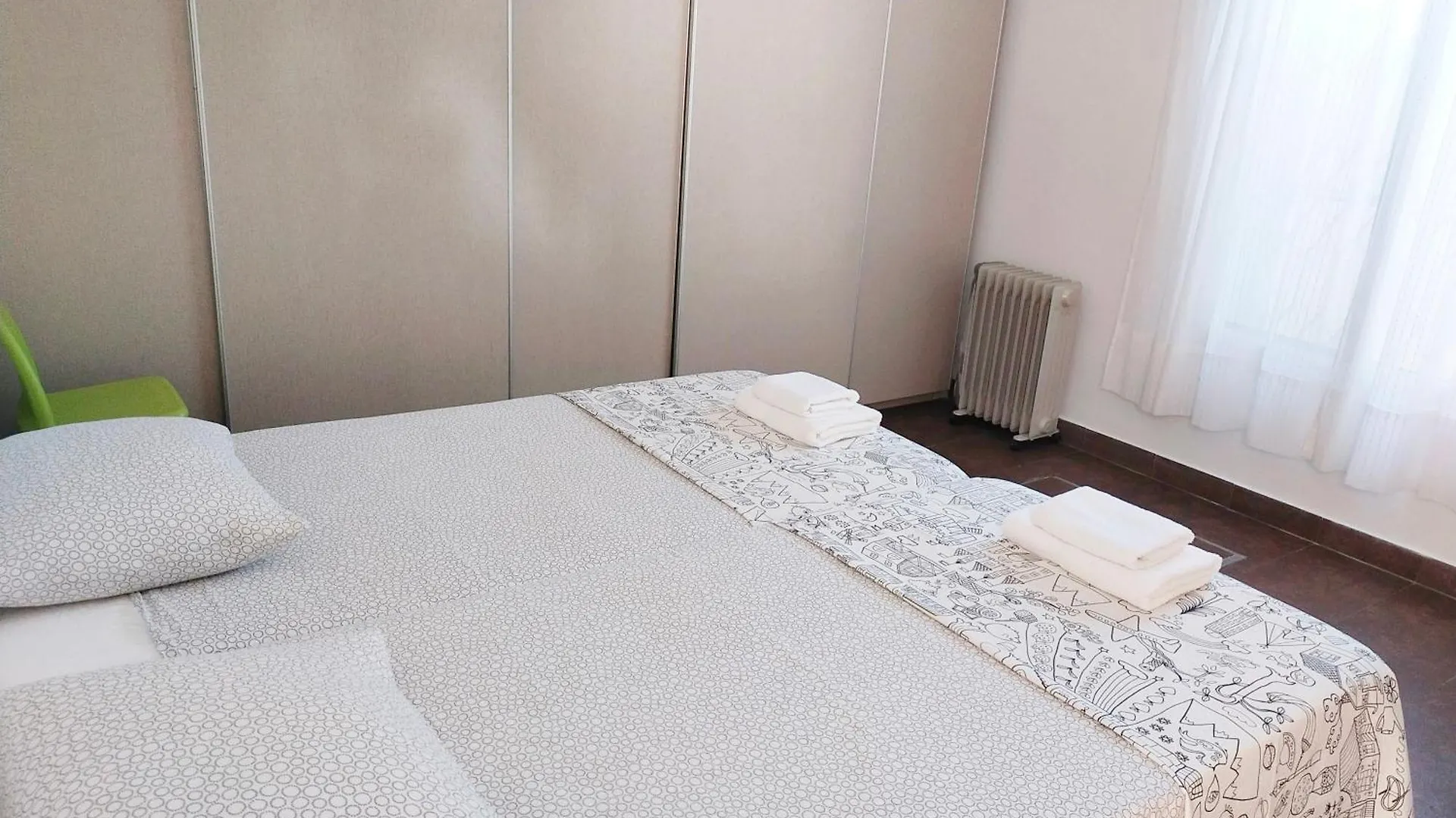Preciosa Casa Grande Con Patio En Sevilla 8Pax 0*, Seville Spain